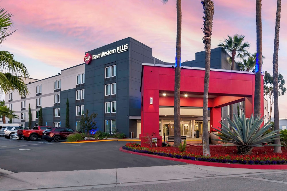 Best Western Plus Commerce Hotel - Bellflower, CA
