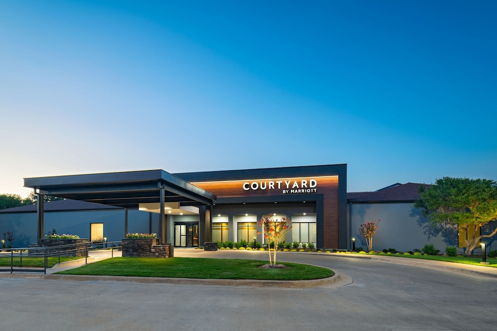 Courtyard By Marriott Fort Worth University Drive - Lake Worth, TX