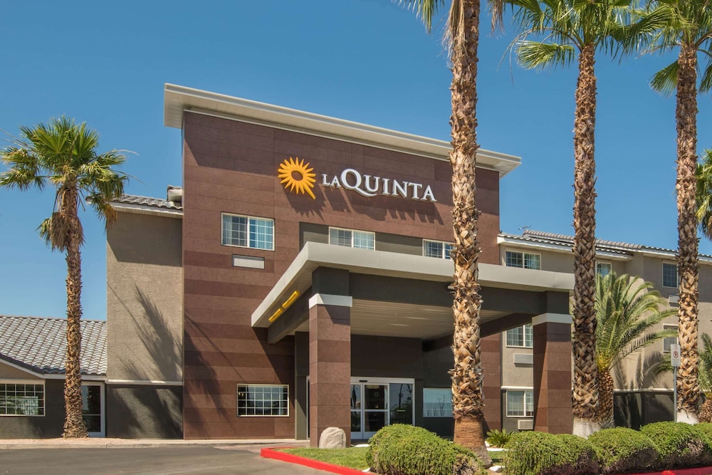 La Quinta Inn & Suites by Wyndham Las Vegas Nellis - North Las Vegas