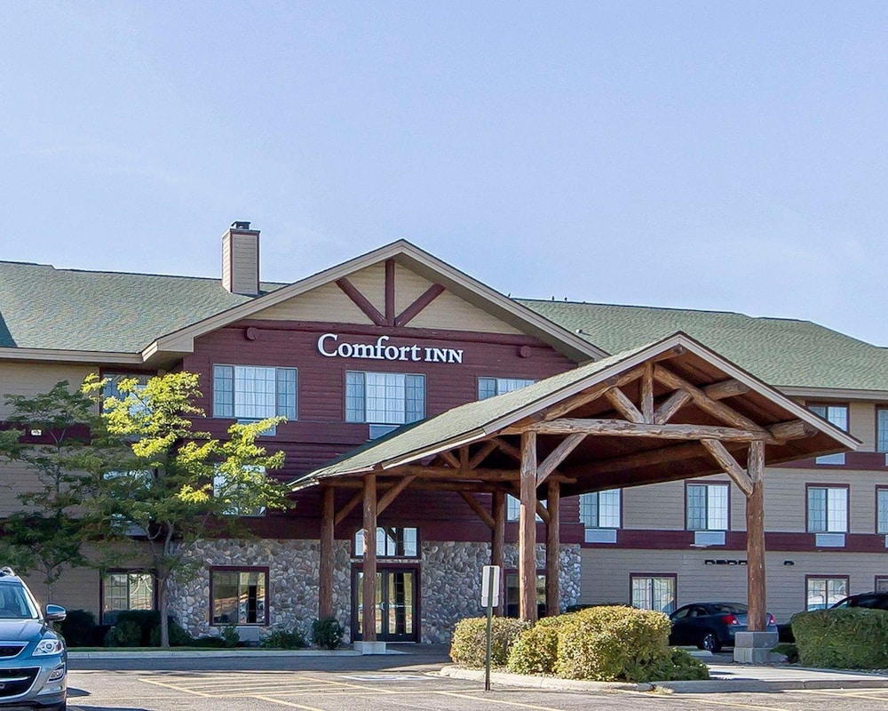 Comfort Inn Owatonna Near Medical Center - Medford, MN