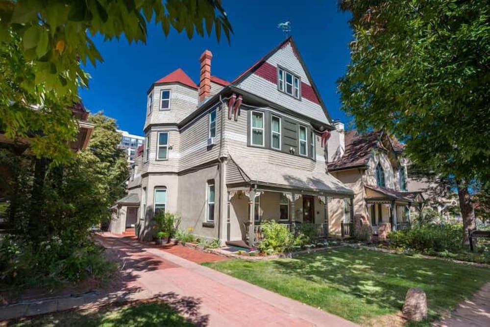 Queen Anne Bed And Breakfast - Lakewood, CO