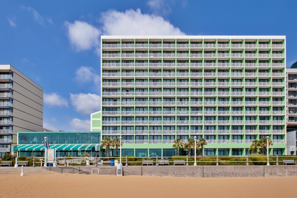Holiday Inn Va Beach-oceanside (21st St), An Ihg Hotel - Virginia Beach, VA