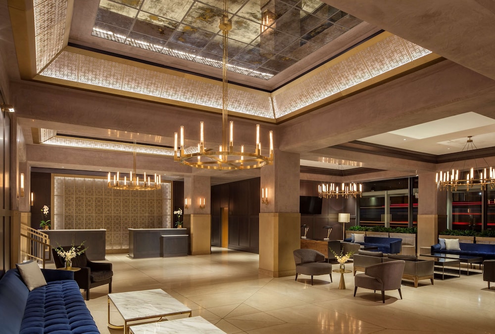 The Marquette Hotel, Curio Collection by Hilton - Brooklyn Park