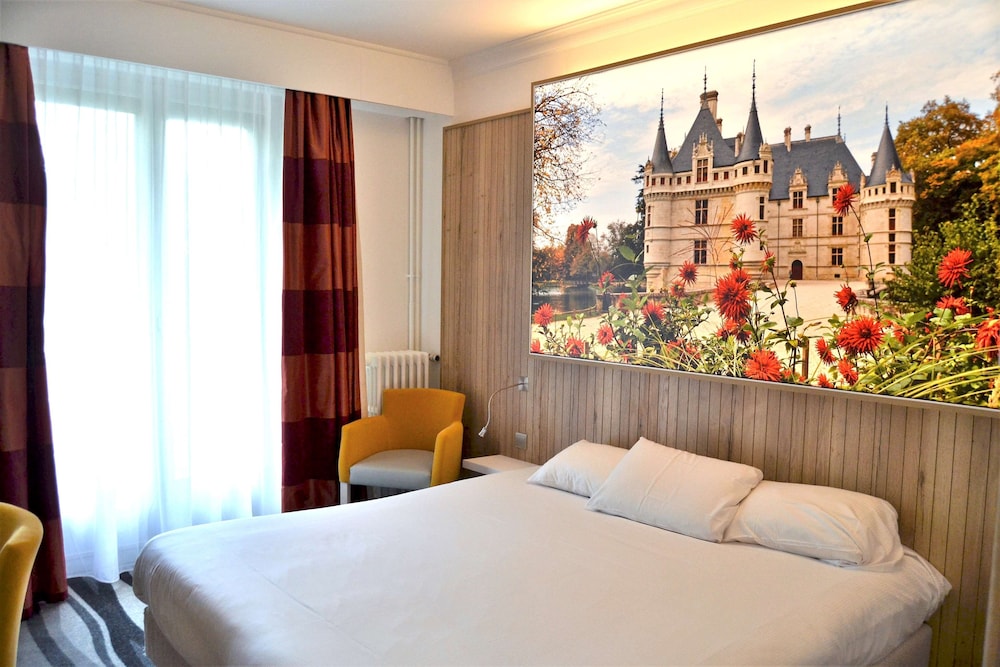 Kyriad Hotel Tours Centre - Loire Valley