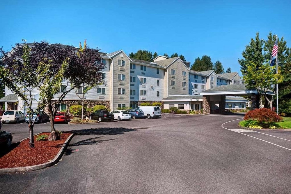 Country Inn & Suites By Radisson, Portland International Airport, Or - Happy Valley, OR