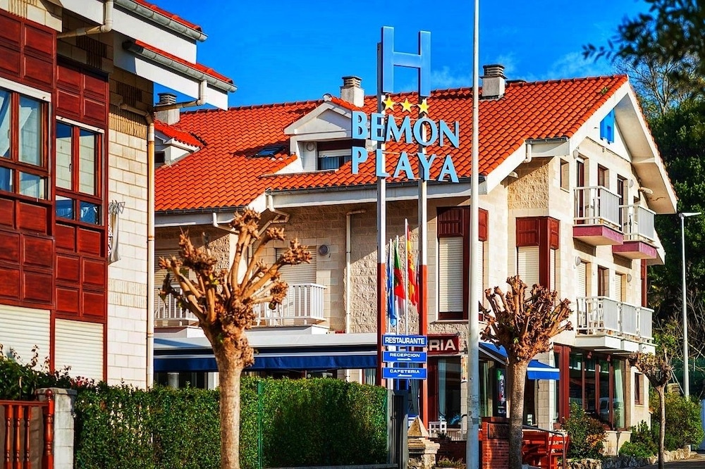 Hotel Bemon Playa - Santander, España