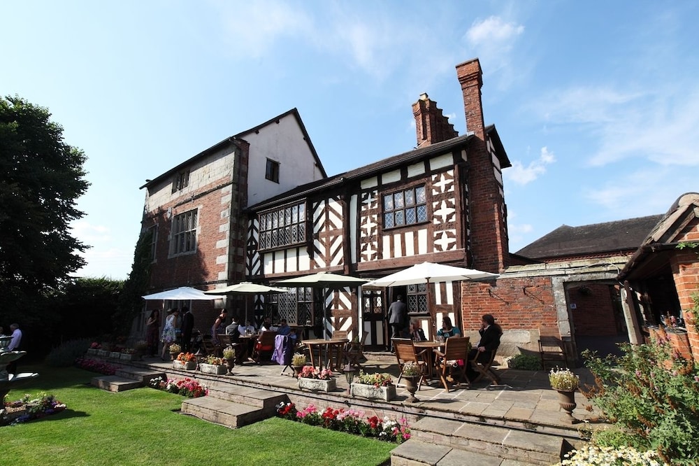 Albright Hussey Manor - Shrewsbury