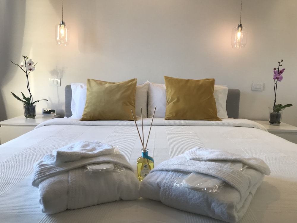 Villa Greta Hotel Rooms & Suites - Letojanni