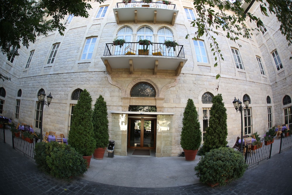 Grand Kadri Hotel - History Marked By Cristal Lebanon - Liban
