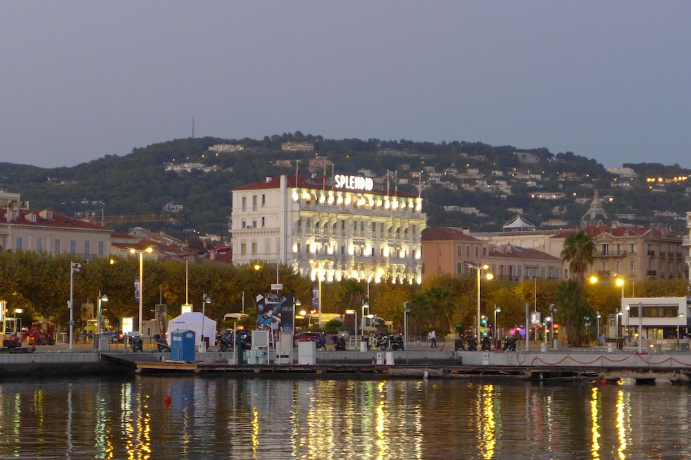 Hotel Splendid Cannes - Le Cannet