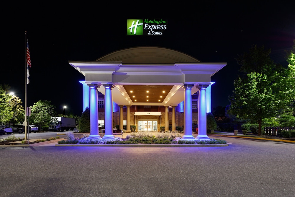 Holiday Inn Express & Suites Williamsburg, An Ihg Hotel - Williamsburg, VA