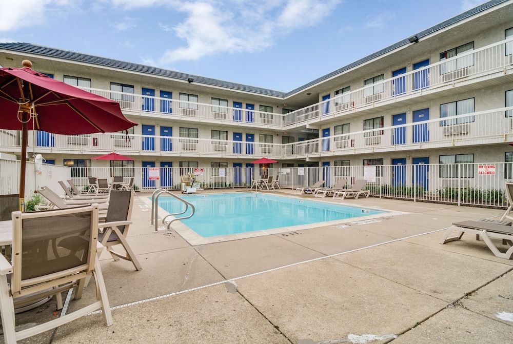 Motel 6 Rolling Meadows, Il - Chicago Northwest - Arlington Heights, IL