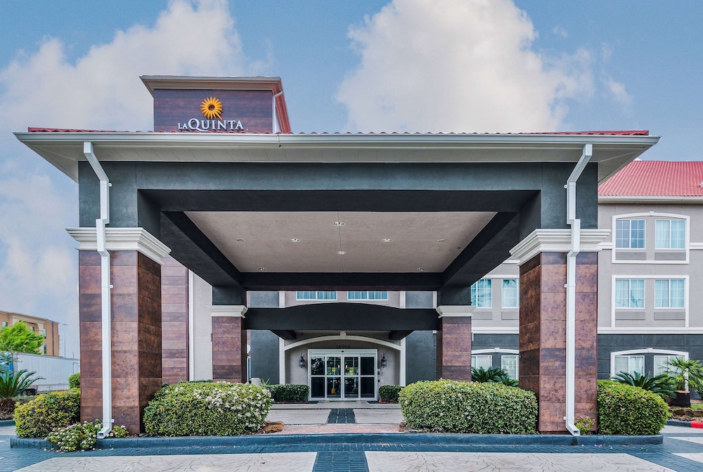 La Quinta Inn & Suites By Wyndham Tomball - Tomball, TX