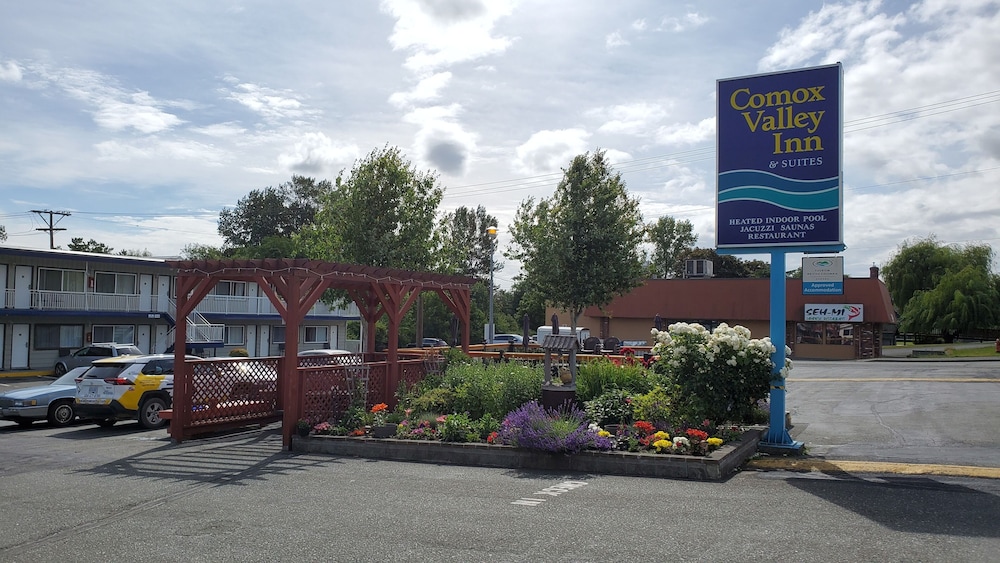 Comox Valley Inn & Suites - Mount Washington