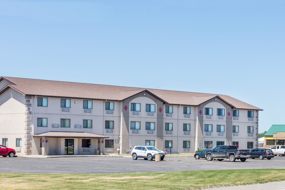 Super 8 By Wyndham Sioux City South - Sioux City, IA