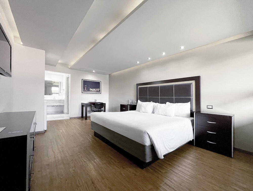 Quinta Dorada Hotel And Suites - Saltillo