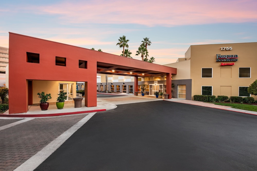 Fairfield Inn & Suites By Marriott San Jose Airport - Campbell, CA