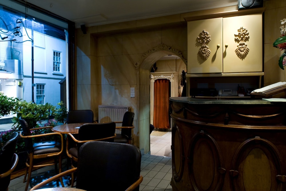 La Gaffe - Restaurant with Rooms - Notting Hill