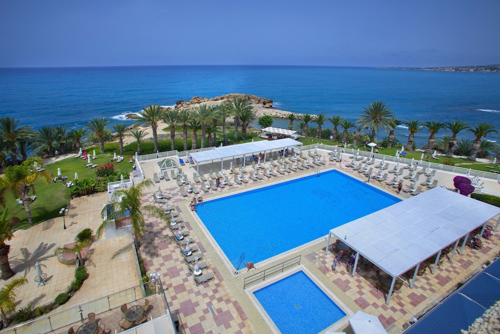 Queens Bay Hotel - Pafos
