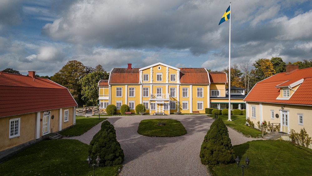 Ronnums Herrgård - Collection By Ligula - Vänersborg