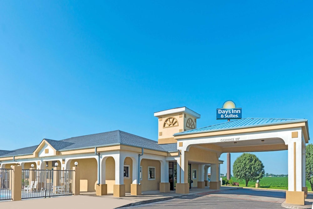 Days Inn & Suites By Wyndham Osceola Ar - Fort Pillow State Historic Park, Henning