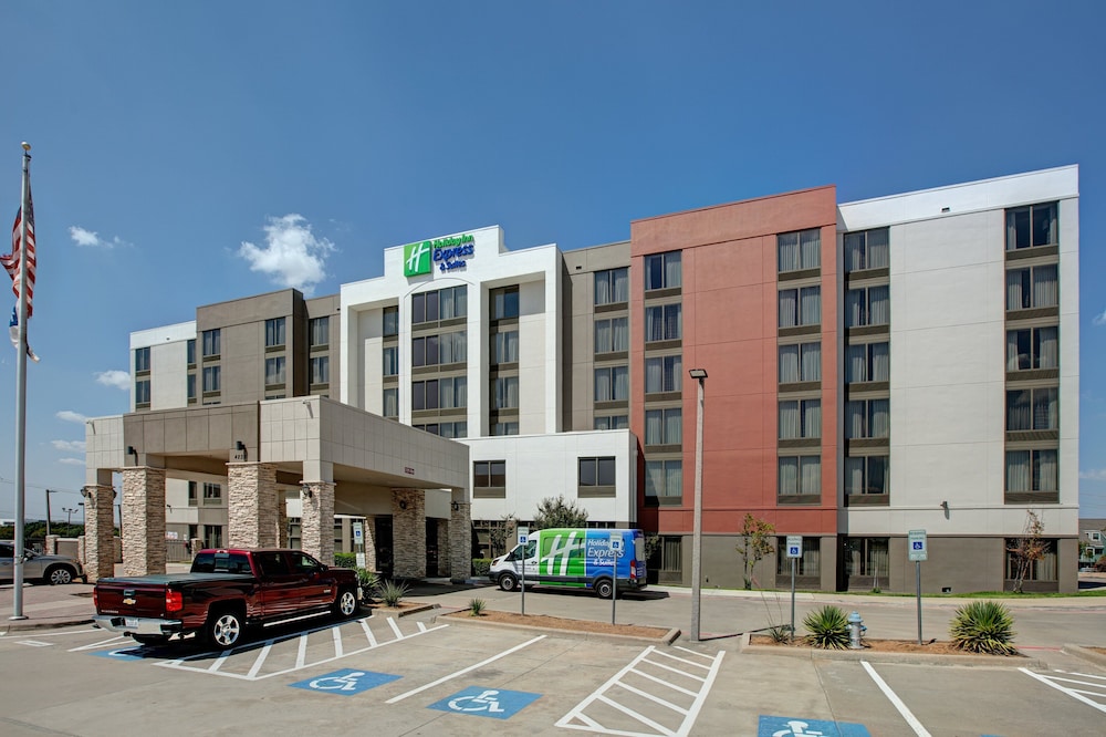 Holiday Inn Express Hotel & Suites Dallas Fort Worth Airport South, an IHG hotel - Irving, TX