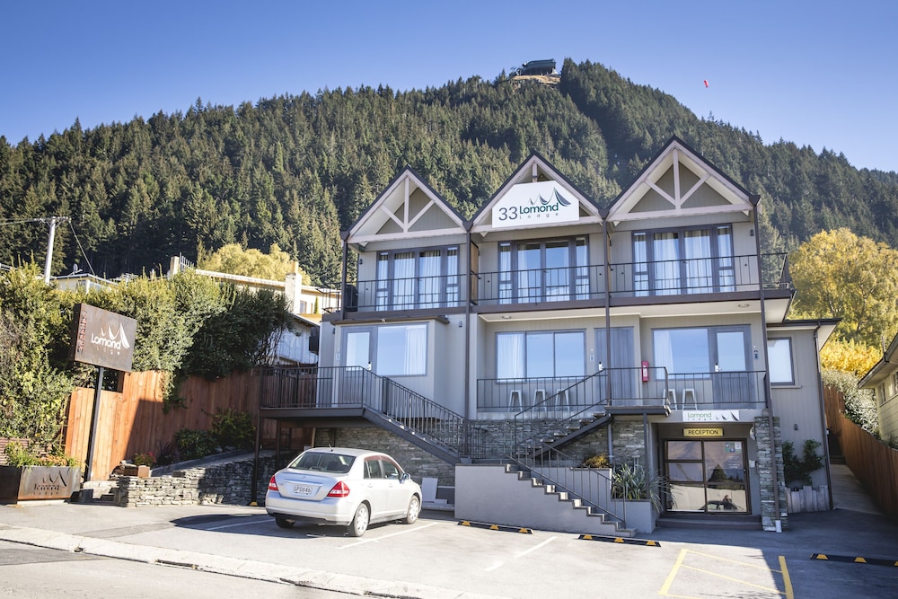 Lomond Lodge Motel & Apartments - Queenstown, New Zealand