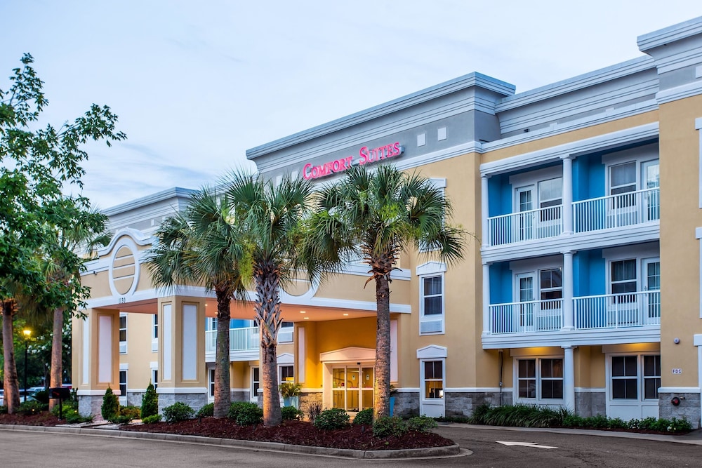 Comfort Suites at Isle of Palms Connector - Isle of Palms