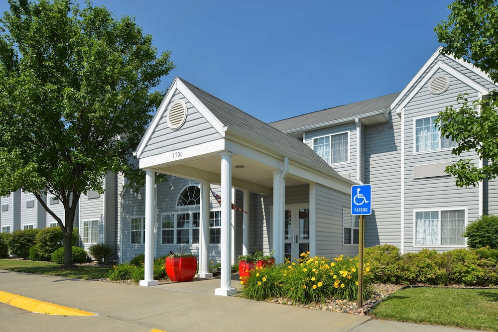 Americas Best Value Inn & Suites Maryville - Maryville, MO