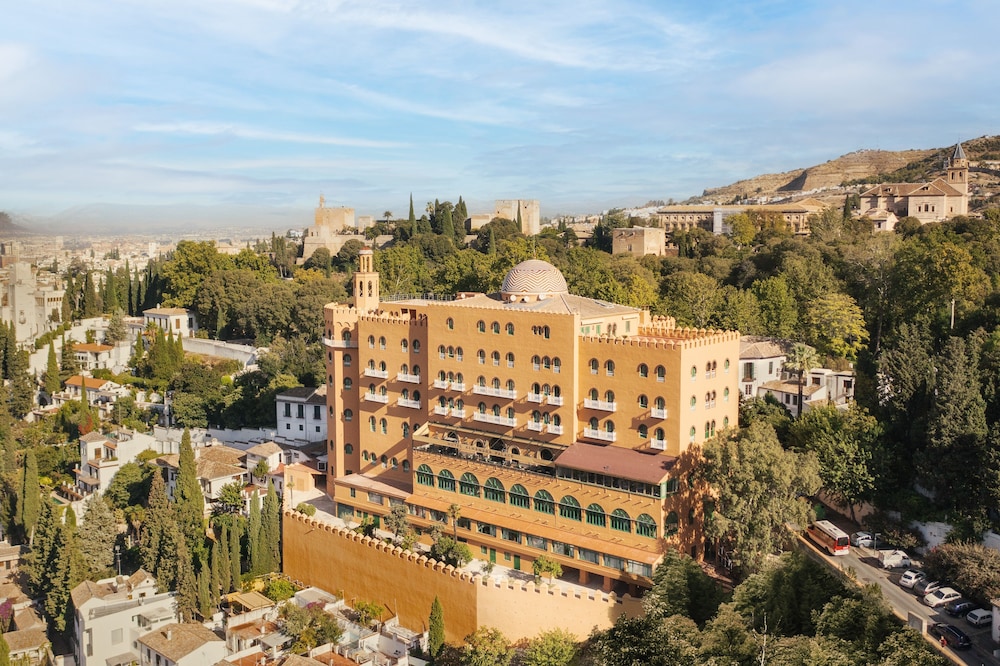 Hotel Alhambra Palace - Peligros