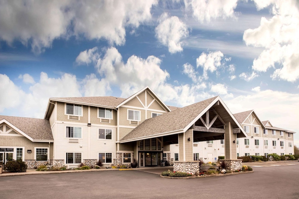 La Quinta Inn & Suites By Wyndham Newport - Newport, OR
