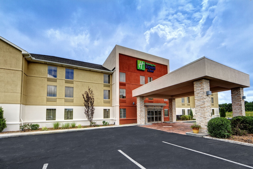 Holiday Inn Express & Suites Crossville, An Ihg Hotel - cumberland trail, Pikeville
