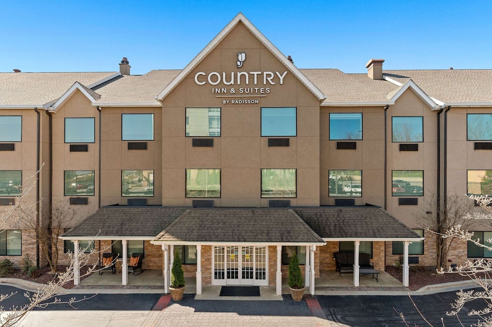 Country Inn & Suites By Radisson, Asheville At Asheville Outlet Mall, Nc - North Carolina