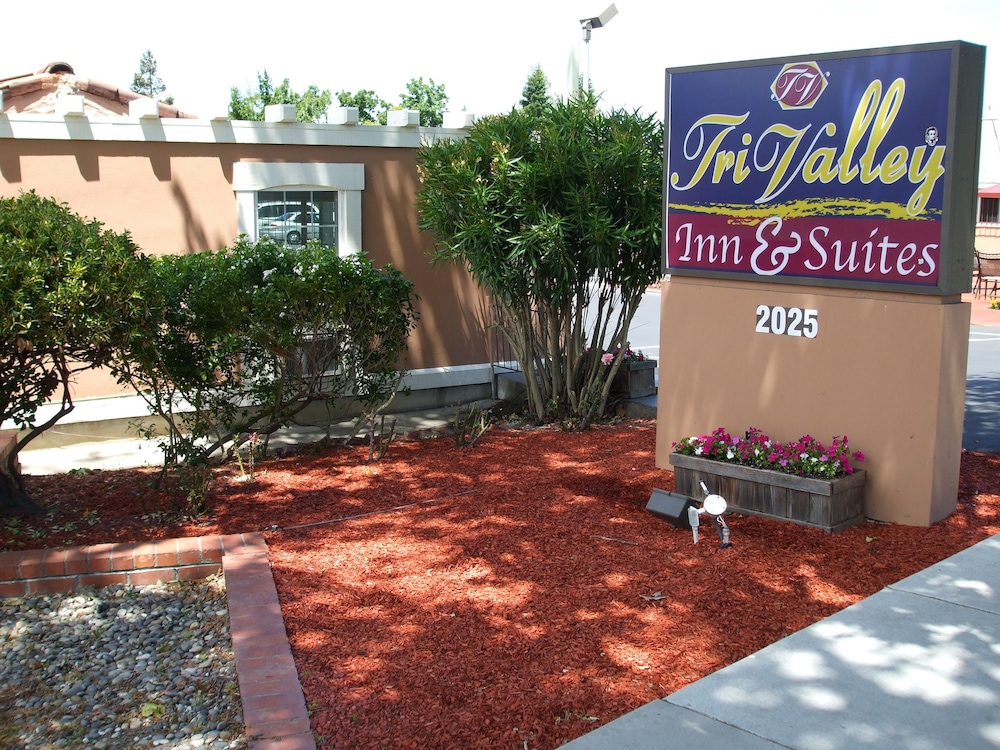 Tri-Valley Inn & Suites - Pleasanton, CA