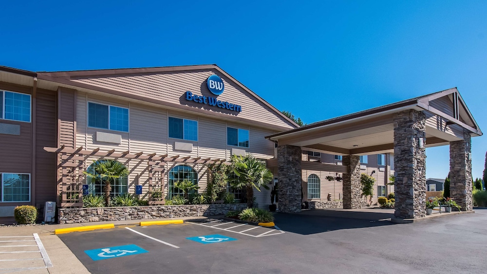 Best Western University Inn and Suites - Forest Grove
