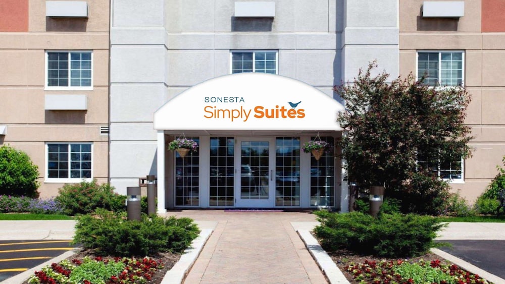 Sonesta Simply Suites Chicago O'hare Airport - Melrose Park, IL