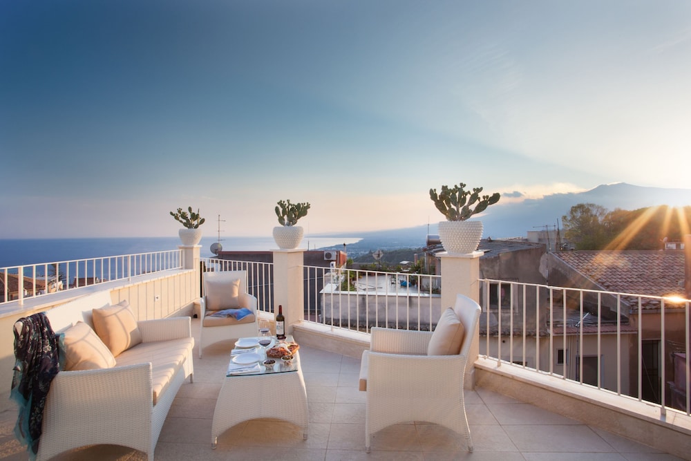 La Malandrina Apartments & Suites - Taormina