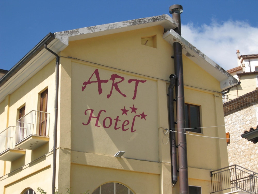 Art Hotel - Civitella Alfedena