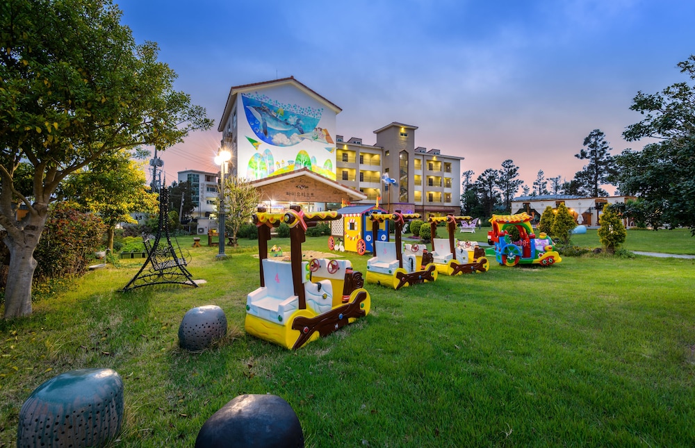Famille Spa Resort - Jeju-do