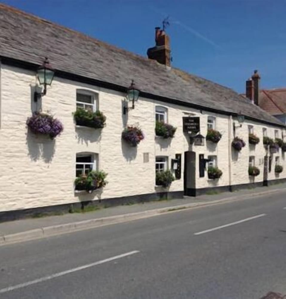 The Farmers Arms - Constantine Bay