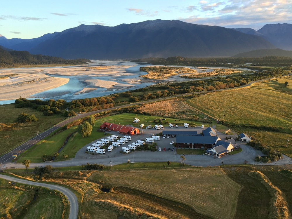 Haast River Motels & Holiday Park - West Coast