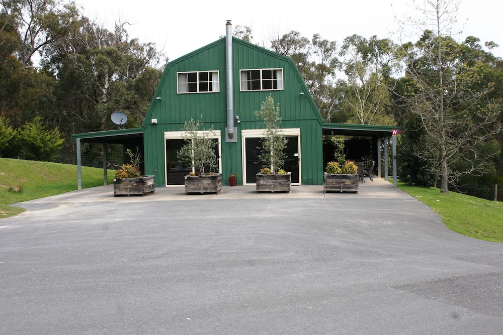 The Barn At Charlottes Hill - Healesville
