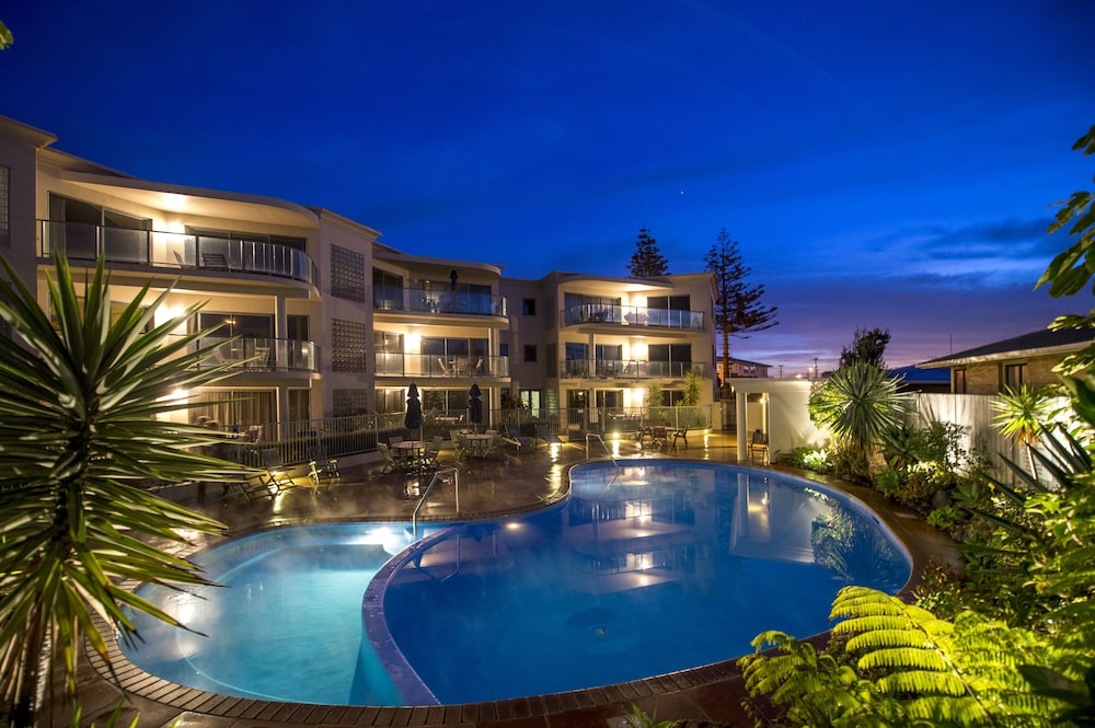 The Reef Beachfront Apartments - Mount Maunganui