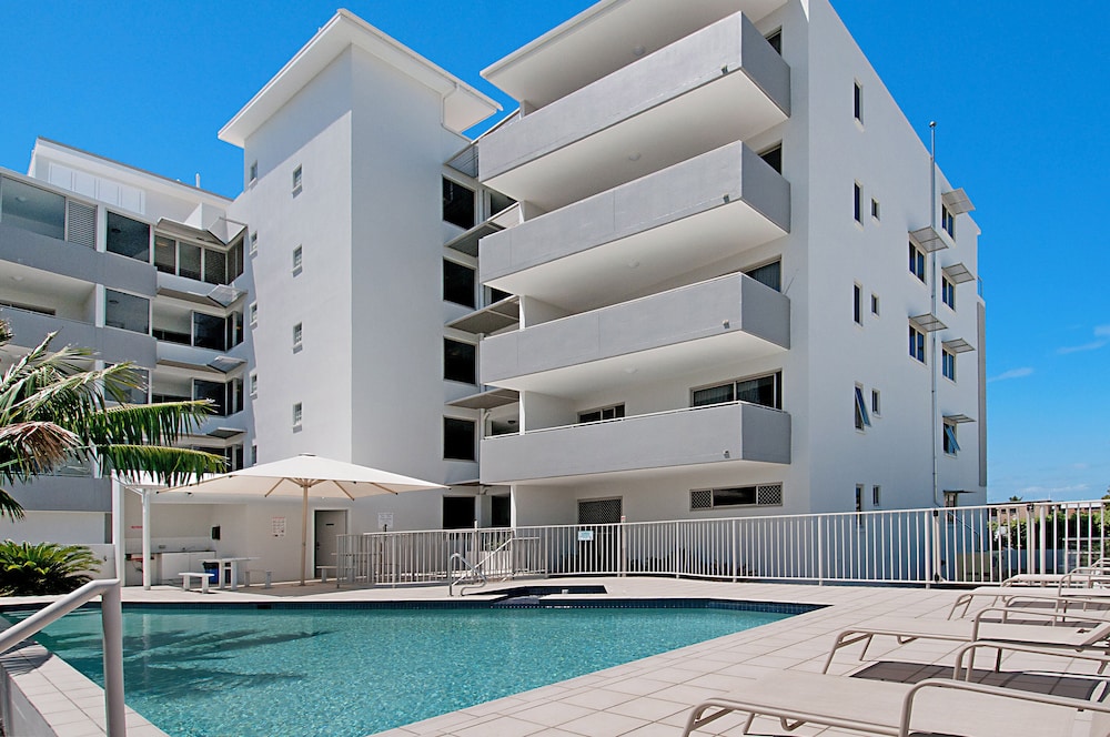 Rovera Apartments - Queensland
