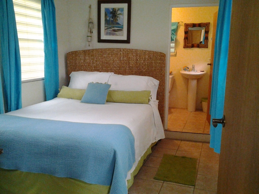 Casa de Tortuga Guesthouse - Caribbean