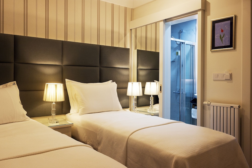Ten Rooms Istanbul Hotel - Adults Only - Beyoğlu
