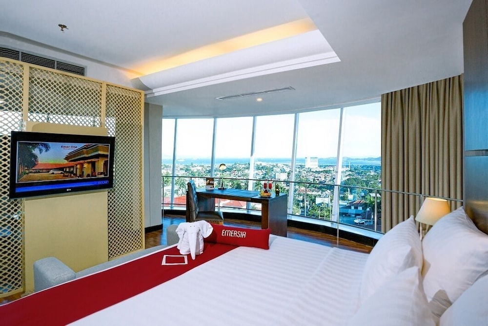 Emersia Hotel & Resort - Bandar Lampung