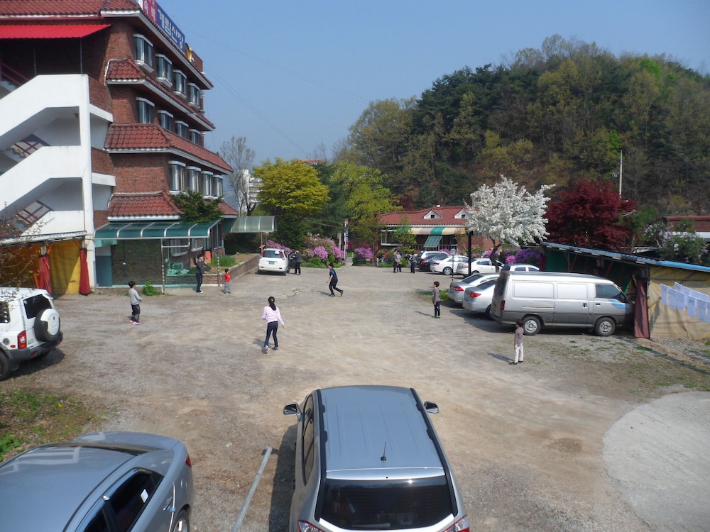 Gyerim Sanjang Motel - Gapyeong-gun