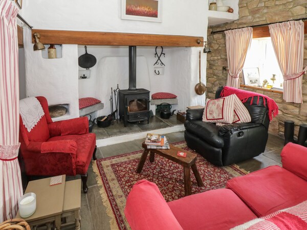 Old Mike's Cottage, Pet Friendly In Westport, County Mayo - County Galway