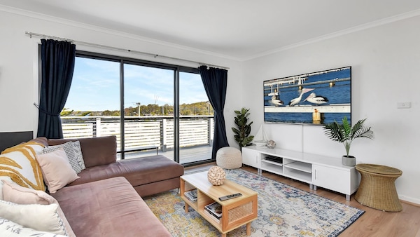 New Property  Seabreeze Bungalow - Lakeview Sunset Delight At Sunshine On Lake Macquarie - Newcastle